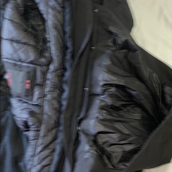 Tumi coat - Picture 13 of 16